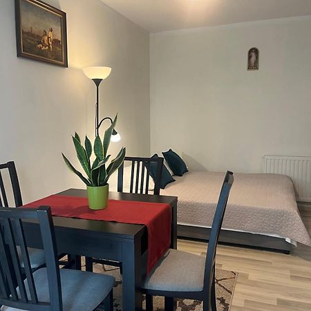 Apartament Lagiewniki Cracovie Extérieur photo